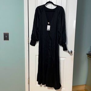 NWT H&H black maxi dress size L